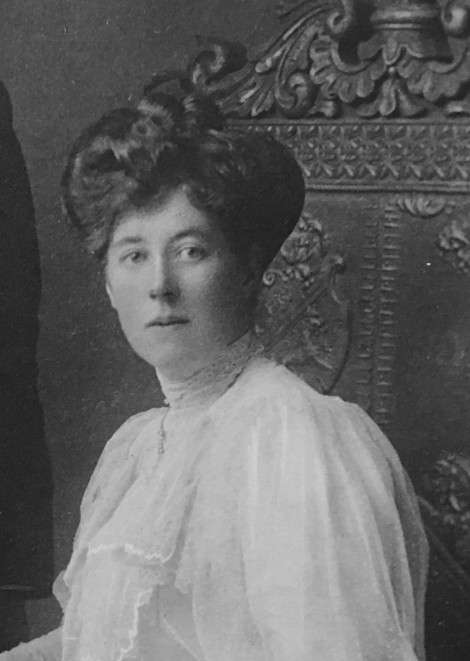  Hilda T. MILLER